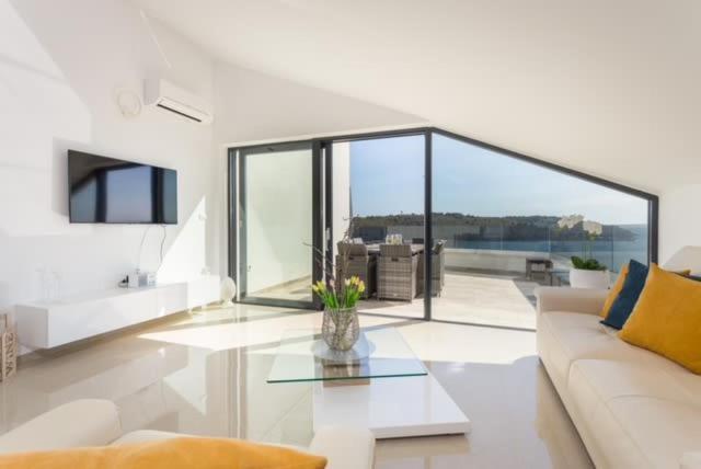 Luxury Apartment Anto With Sea View And Balcony Banjole Exterior foto