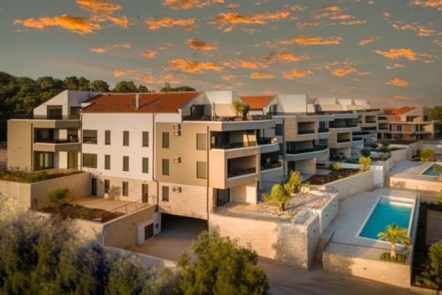 Luxury Apartment Anto With Sea View And Balcony Banjole Exterior foto