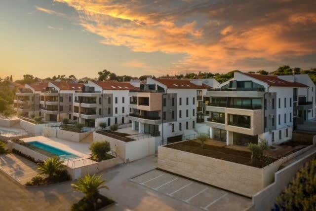 Luxury Apartment Anto With Sea View And Balcony Banjole Exterior foto