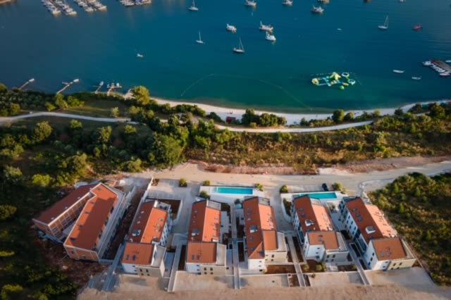 Luxury Apartment Anto With Sea View And Balcony Banjole Exterior foto